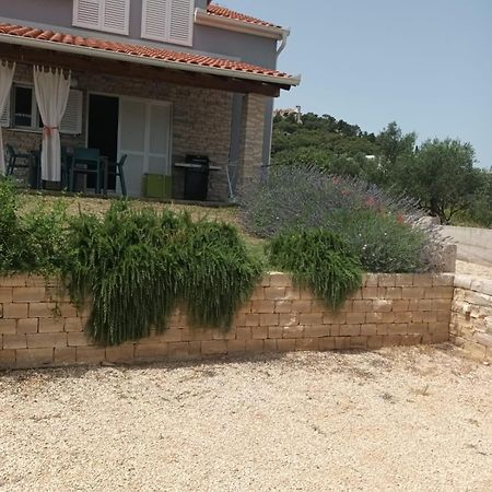 Villa Charm Tkon Extérieur photo
